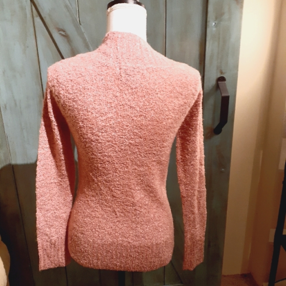 Pink top - Picture 2 of 3